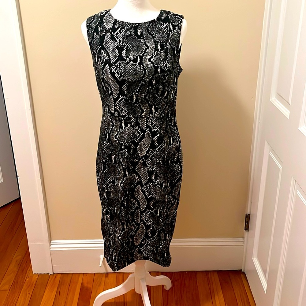 Gorgeous Calvin Klein dress